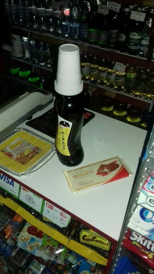 Два луцьких магазини зловили на продажі «забороненого» алкоголю