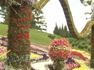 ﻿Ландшафтні дизайнери показали яскравий «Київ майбутнього». ВІДЕО 