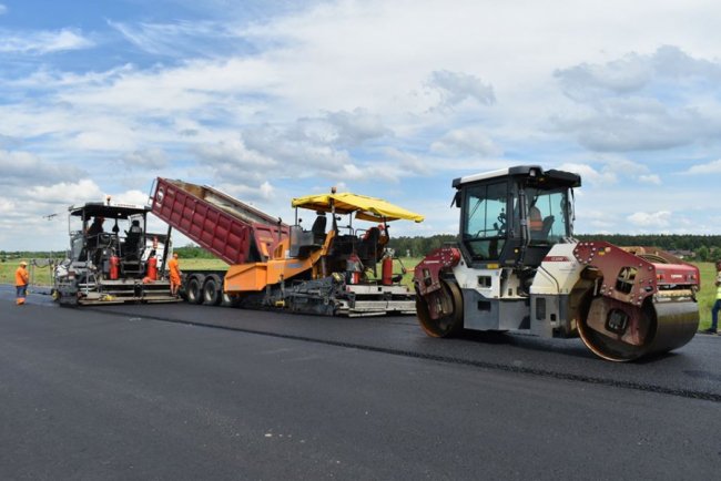 Волинь – в топ-5 областей за станом мережі автомобільних доріг. ФОТО