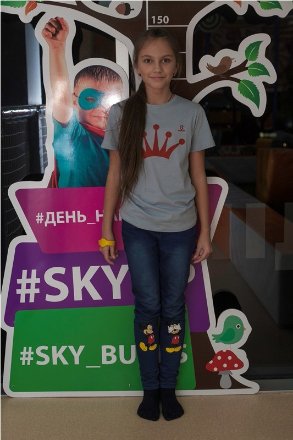 Юні лучанки тріумфували на конкурсі краси в Рівному. ФОТО