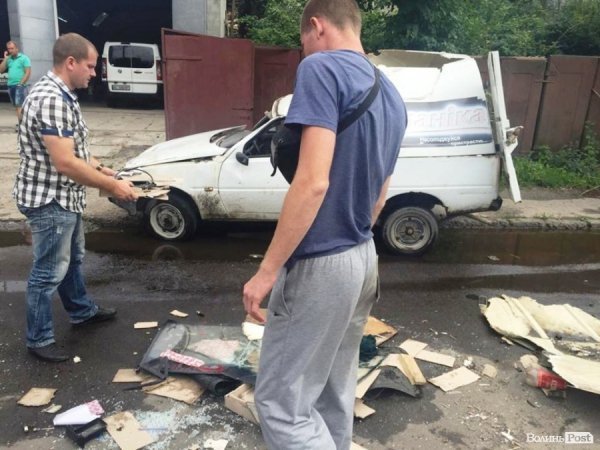 ДТП на Набережній у Луцьку. ФОТО