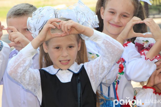 На Волині учні збирають кошти для дітей, котрі не можуть відвідувати школу