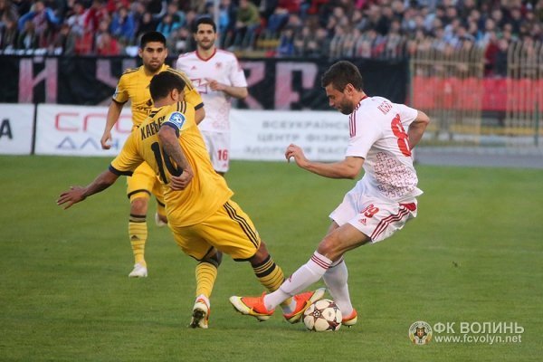 «Волинь» - «Металіст»: фотомиті