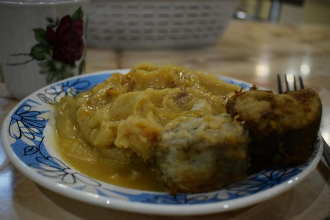 Показали, як харчуються луцькі нацгвардійці. ФОТО