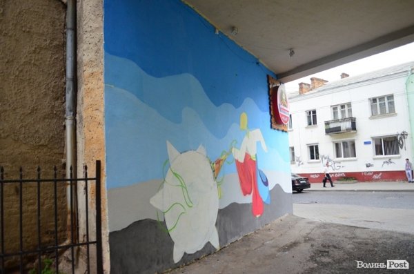Луцьк легально розмальовують графітчики. ФОТО