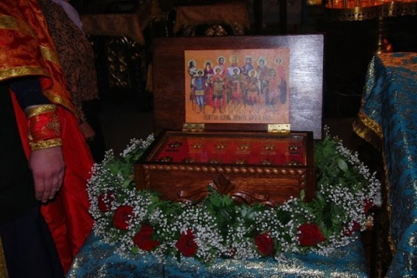 У Луцьк привезли мощі святих воїнів. ФОТО