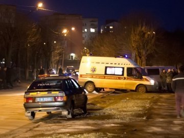 У Нововолинську мопед зіткнувся з автомобілем. ФОТО