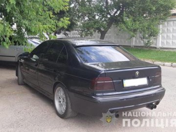 У лучанина вдома і в автомобілі знайшли арсенал зброї і пакунок з бурштином