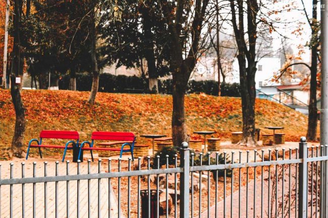 Атмосферні фото осені у луцькому «Сіті Парку»