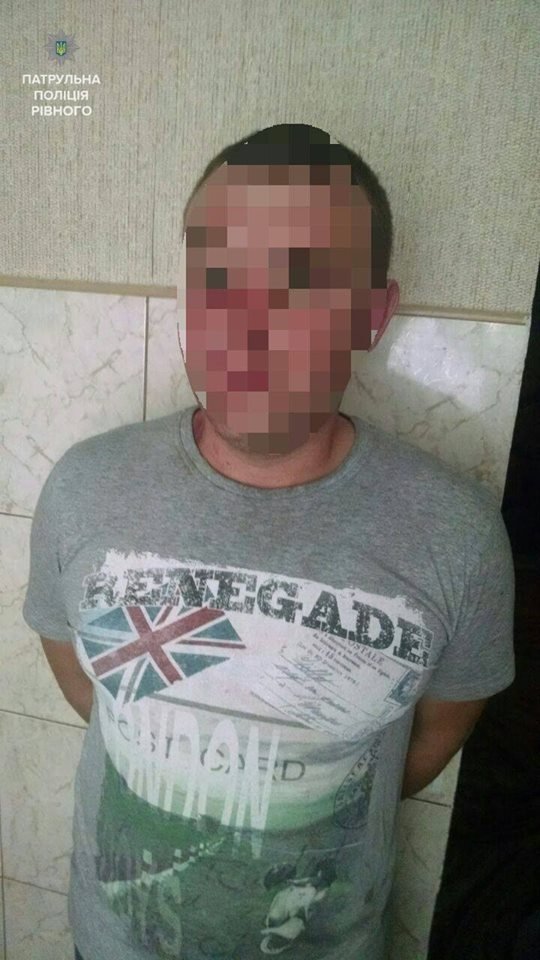 П’яний батько знущався з власної доньки. ФОТО