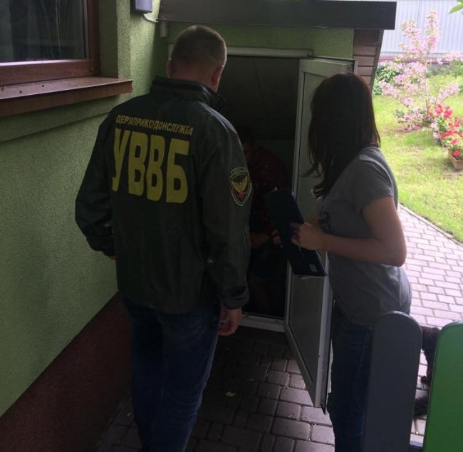 Волинянин пропонував прикордонникам хабар, щоб налагодити незаконний бізнес. ФОТО