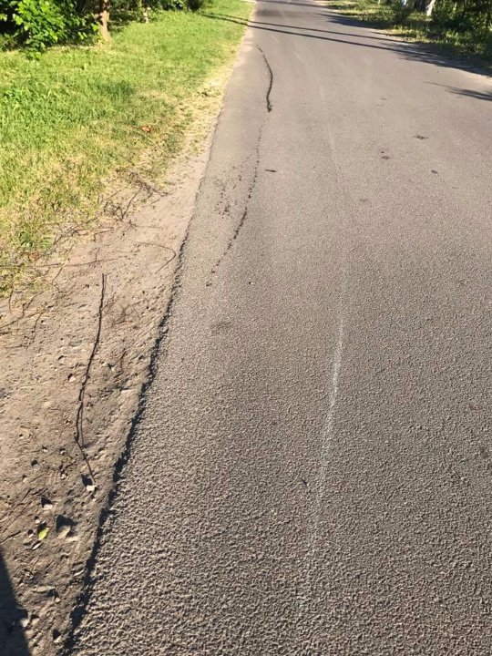 Нововолинськ: авто знесло паркан