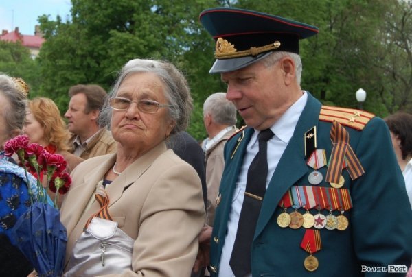 Як у Луцьку їли кашу і співали фронтових пісень