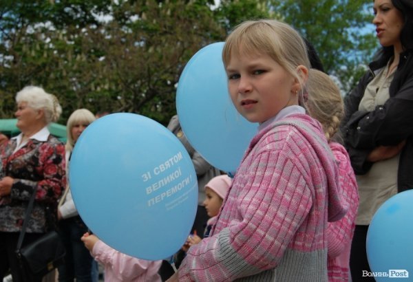 Як у Луцьку їли кашу і співали фронтових пісень