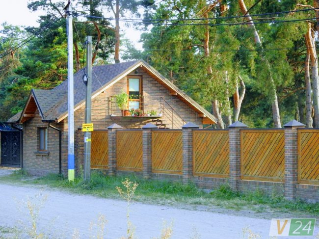 «Злидні» Світязю: ТОП-10 баз-розвалюх