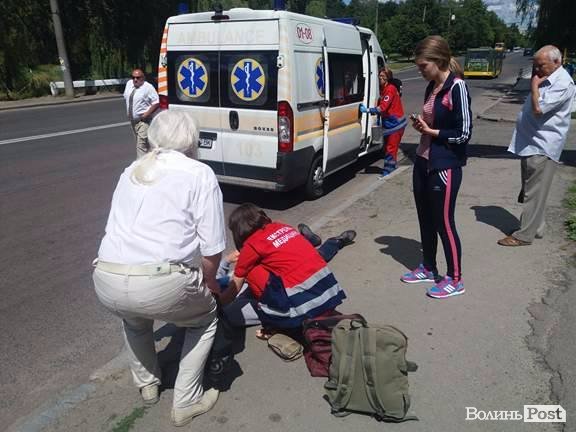 У Луцьку посеред вулиці побили чоловіка