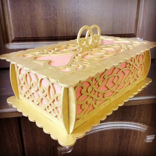 Волинський студент створює шедеври із дерева і паперу