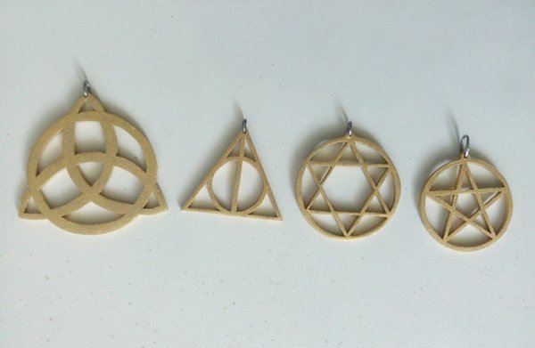 Волинський студент створює шедеври із дерева і паперу