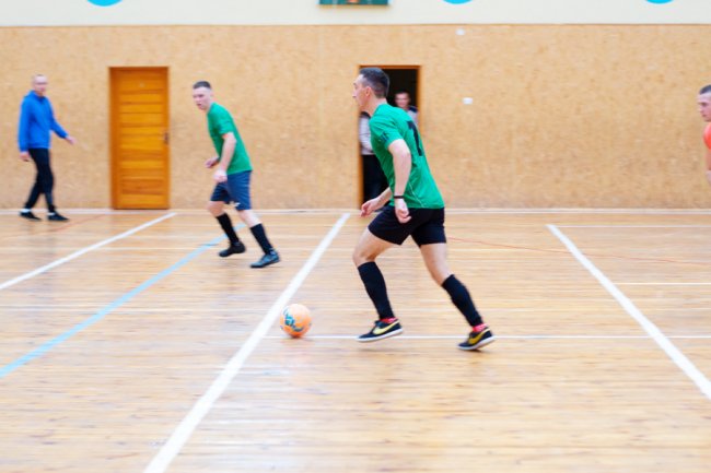 Більше, ніж гра: працівники луцького «Кромберга» змагалися за футбольну першість. ФОТО