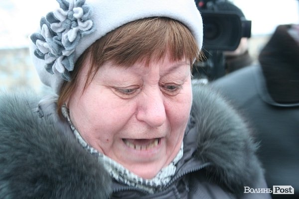 У центрі Луцька люди ледь не побилися з міліцією. ФОТО