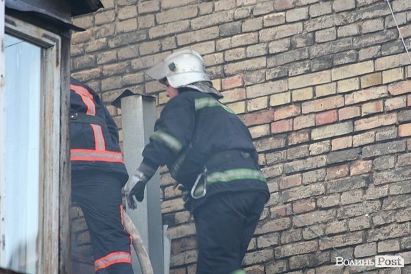 Пожежа в центрі Луцька. ФОТОРЕПОРТАЖ