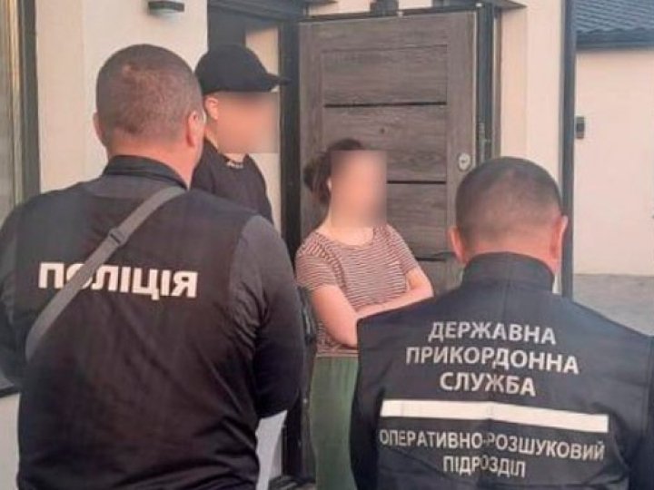 Волинянина підозрюють в незаконному переправленні трьох чоловіків за кордон