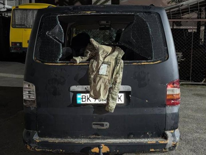 У Луцьку 30 людей побили авто ТЦК: одну з учасниць конфлікту доставили до поліції