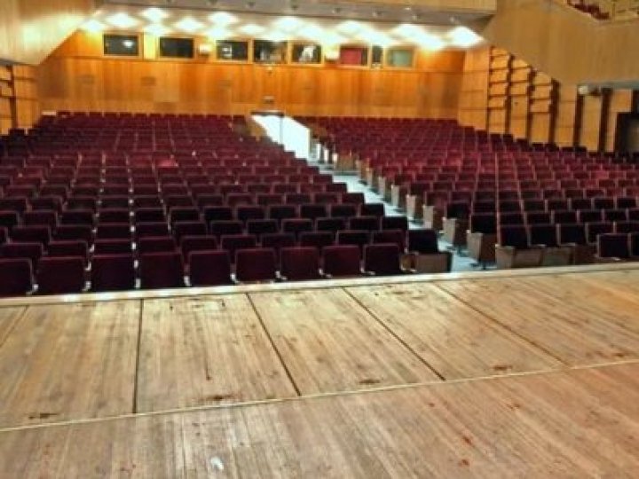 Їхня історія спонукає вірити в силу кохання, попри все: огляд вистав у Луцьку 24 – 26 жовтня