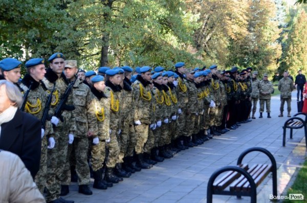 На Покрову у Луцьку освятили камінь на місці пам’ятника Волинським Героям АТО. ФОТО