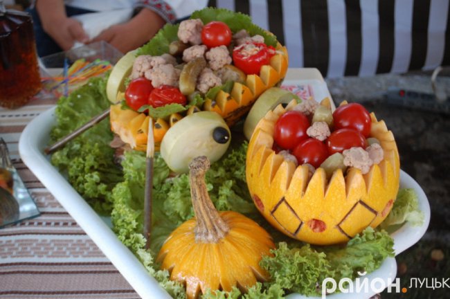 «Бурштинова осінь»: страви, мода і музика