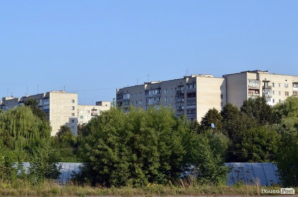 Сонце уже заглядає у вікна! Прокидайтесь, сови! День буде довшим!