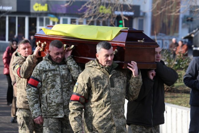 Луцька громада попрощалася з двома Героями — Олександром Турочеком та Олегом Гайдуковим