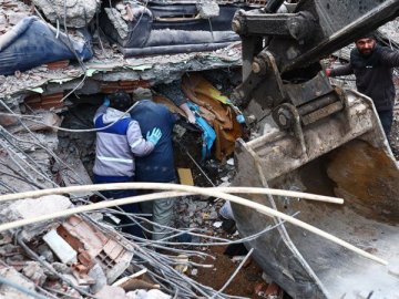 Кількість жертв землетрусу в Туреччині та Сирії перевищила 35 000