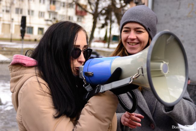 У Луцьку відбувся Марш жінок проти насильства. ФОТО