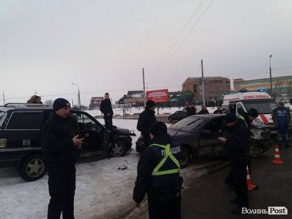 Аварія в Луцьку: троє постраждалих