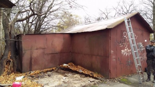 У Луцьку продовжують демонтувати незаконно розміщені гаражі