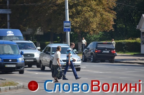 Лучани на «зебрі». ФОТО