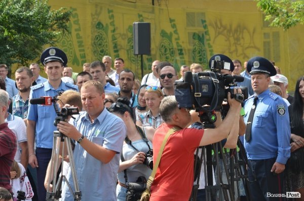 У Луцьку Яценюк нагородив бійців батальйону «Світязь». ФОТО