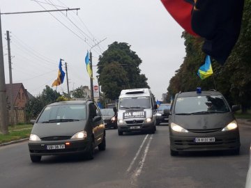 Зупиніться і вклоніться подвигу: Волинь сьогодні зустріне сімох загиблих на війні Героїв