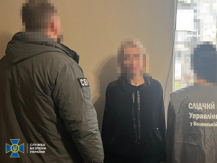 Затримали в готелі на Волині: у Луцьку судитимуть зрадницю з Донеччини, яка співпрацювала з окупаційною владою
