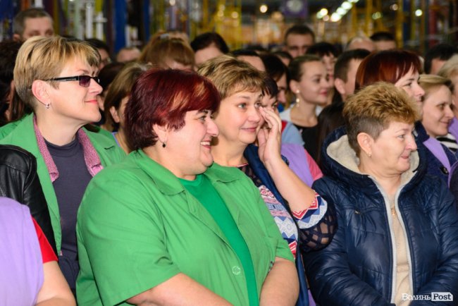 Нагорода – для найкращих: на заводі «Кромберг енд Шуберт» влаштували грандіозне вручення «Оскарів». ФОТО