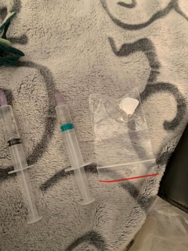 Обшуки у місті на Волині: вилучили кілограм наркотиків. ФОТО