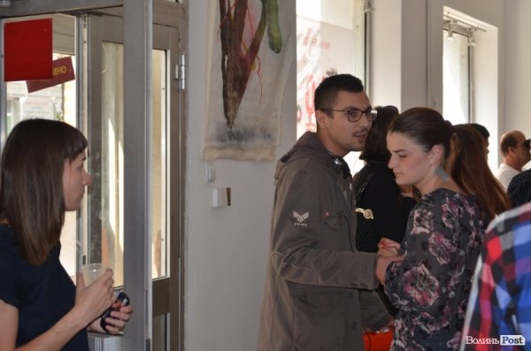 У Луцьку ‒ виставка абстрактного живопису. ФОТО