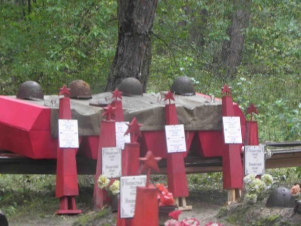Приїхав із зони АТО, щоб поховати солдатів Другої світової війни. ФОТО