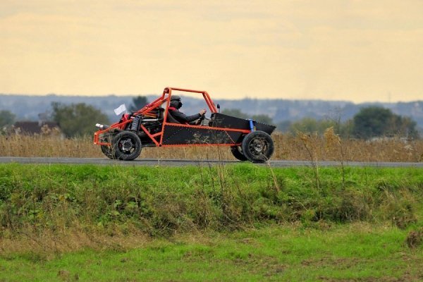 Автомотофестиваль під Луцьком: день перший. ФОТО. ВІДЕО