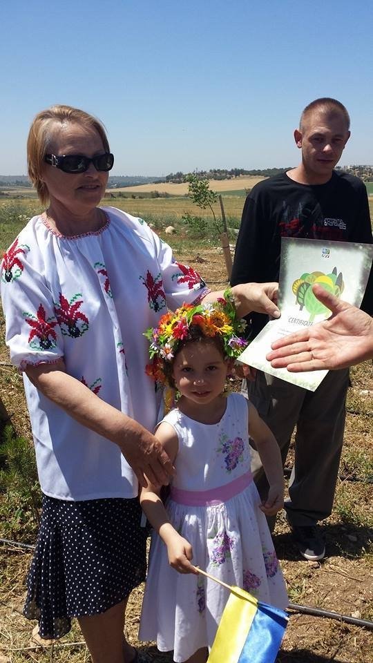 Фото з сторінки Роща Небесной Сотни / Sky Hundred Grove в Facebook