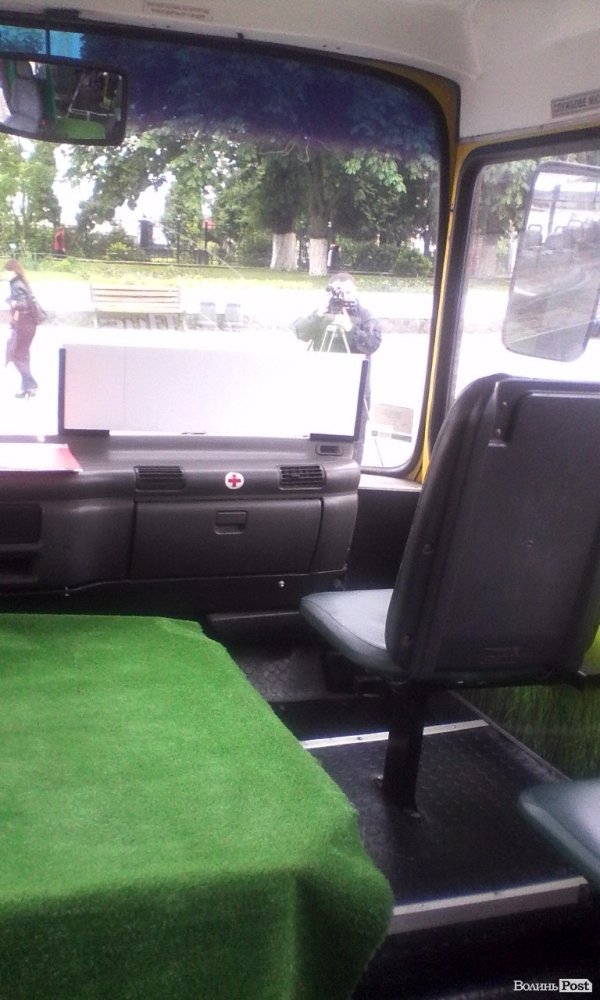 У Луцьку презентували експерементальний  електроавтобус. ФОТО