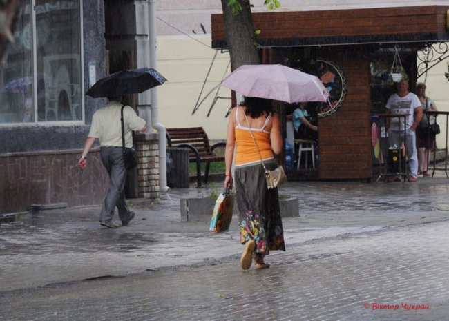 Мокрий Луцьк на знімках луцького фотографа