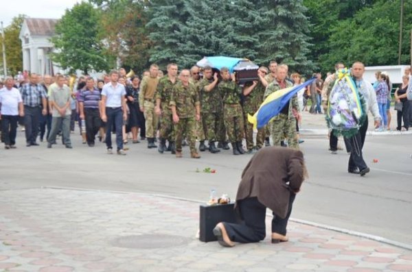 На Волині поховали загиблого під час АТО. ФОТО