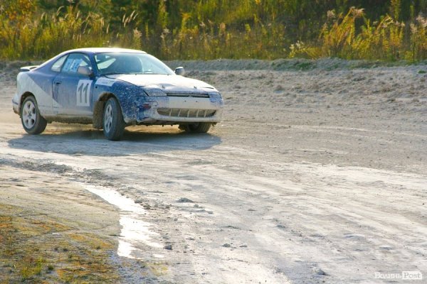 Під Луцьком відбулися автоперегони «ралі-крос». ФОТО